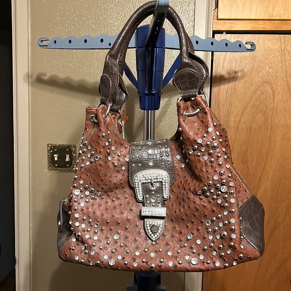 Shoulder purse